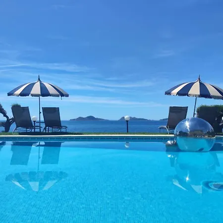 Con Vista A Islas Cies Деревянный коттедж *
