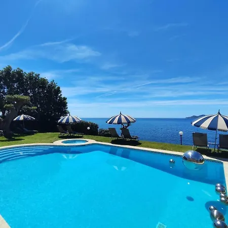 Con Vista A Islas Cies Деревянный коттедж *